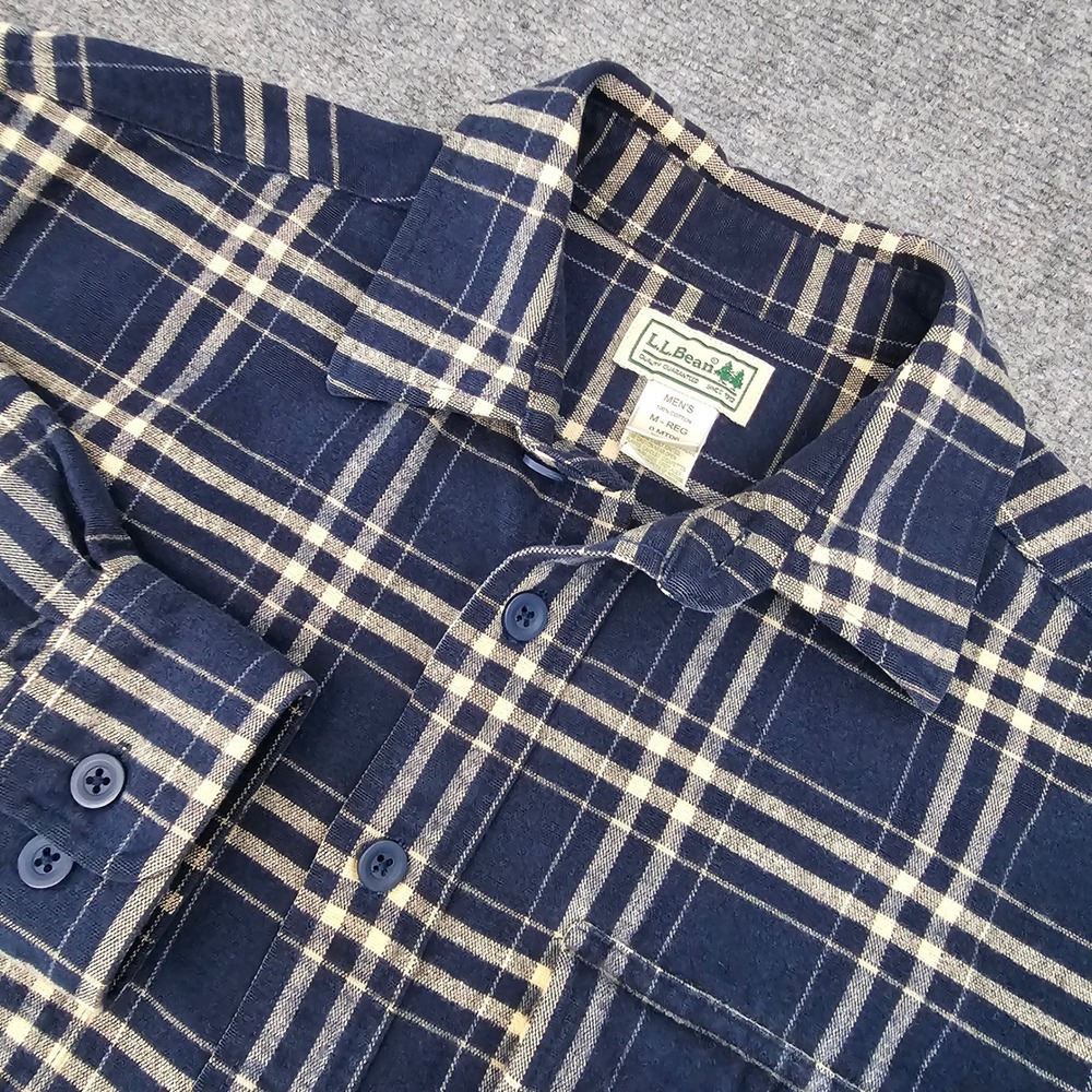L.L. Bean Flannel Shirt Mens M Blue Plaid Long Sleeve Cotton Casual Outdoors